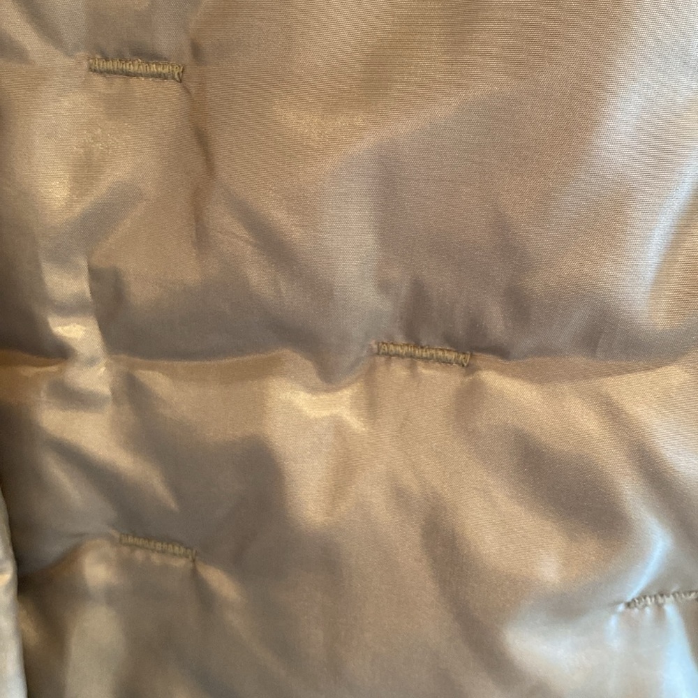 Talbots Vtg Goose Down Feather Quilted Belted Vest Funnel Neck Pale Gold SP - Picture 4 of 12